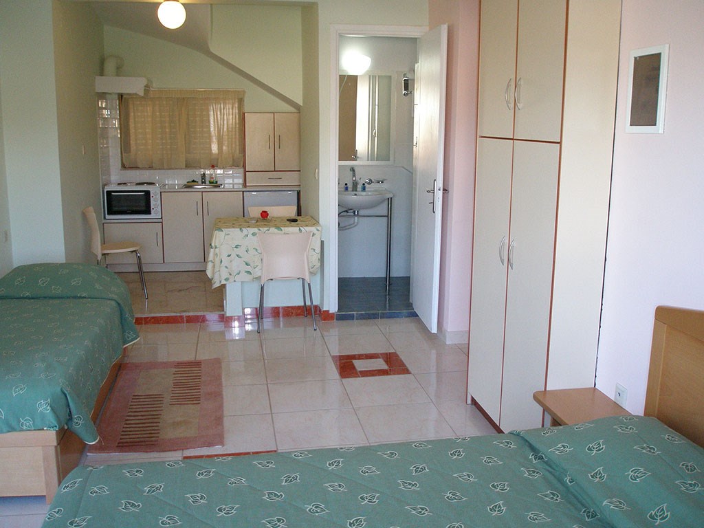 Allonia studios maisonettes 2.jpeg