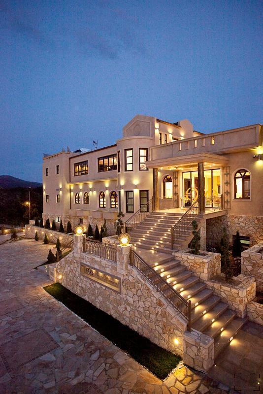 Hotel Sivota Diamond Spa Resort night.jpg