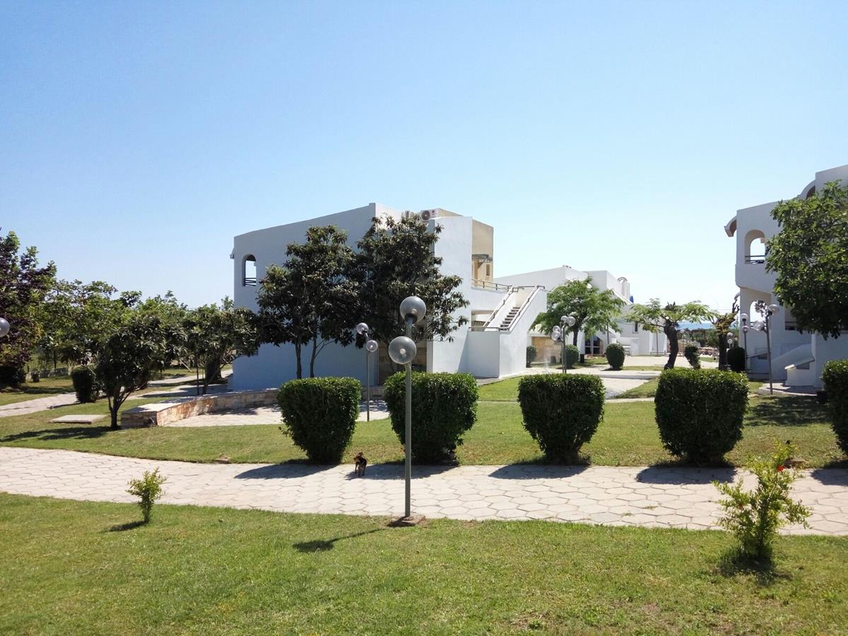 Hotel Skion Palace spolja.jpg