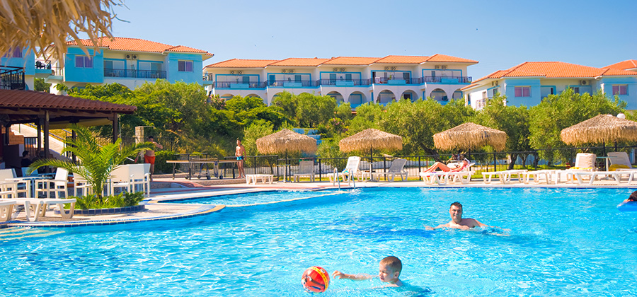 Hotel Sonia Resort bazen.jpg