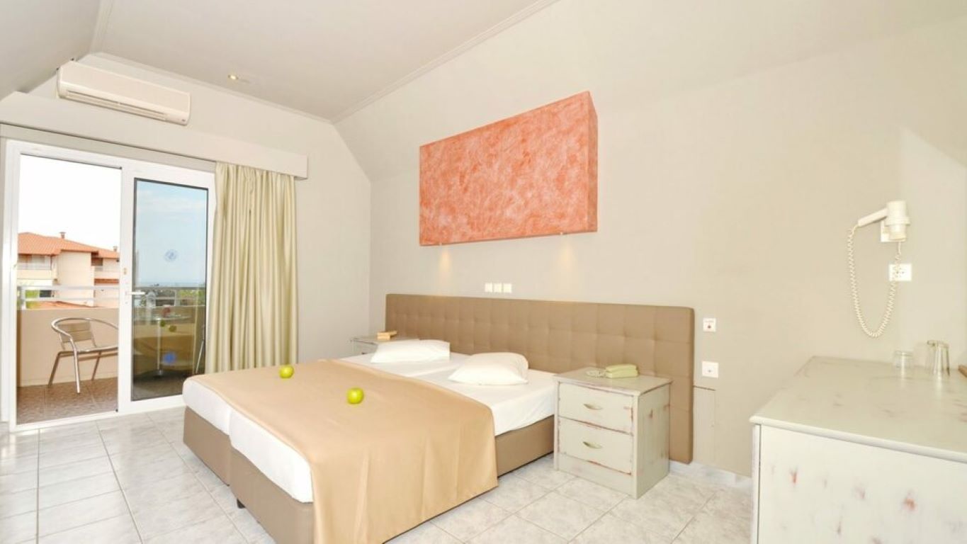 Sousouras Hotel-Standardna soba.jpg
