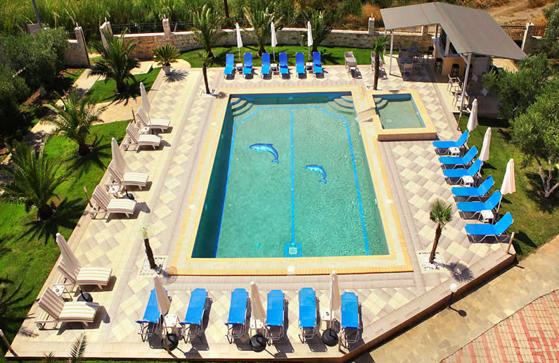 Hotel Stefani bazen.png