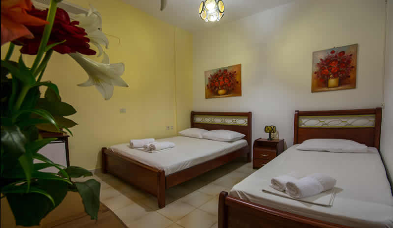 Hotel Stefani triple room.jpg