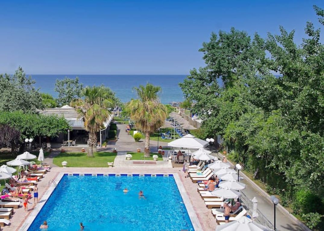 Hotel Sun Beach Platamonas-Panorama hotela.jpg