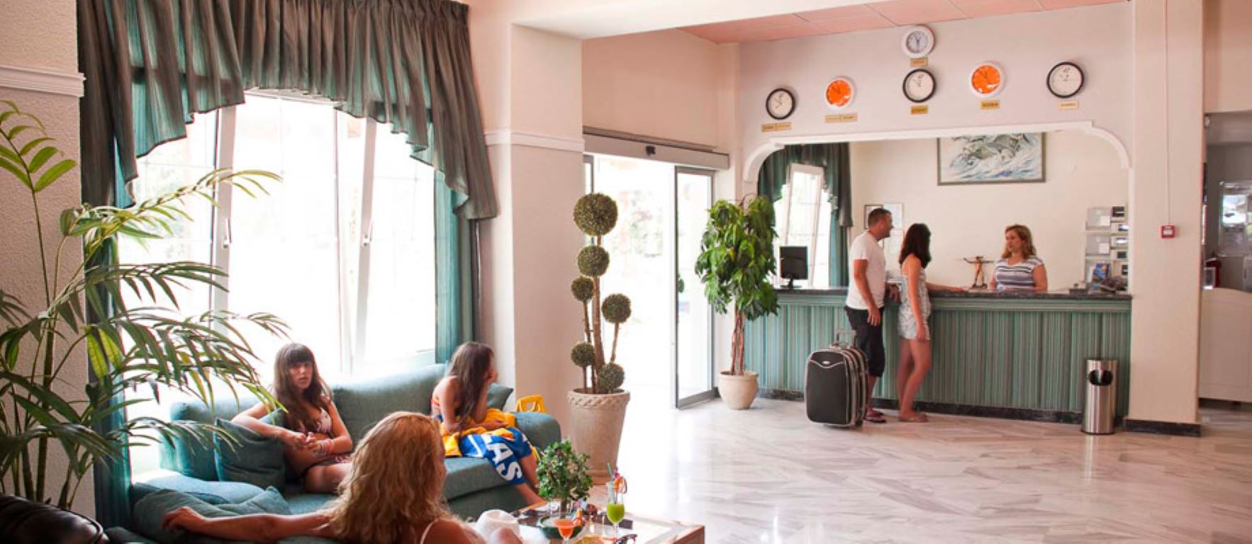 Sun Beach Platamonas Hotel-Recepcija.jpg