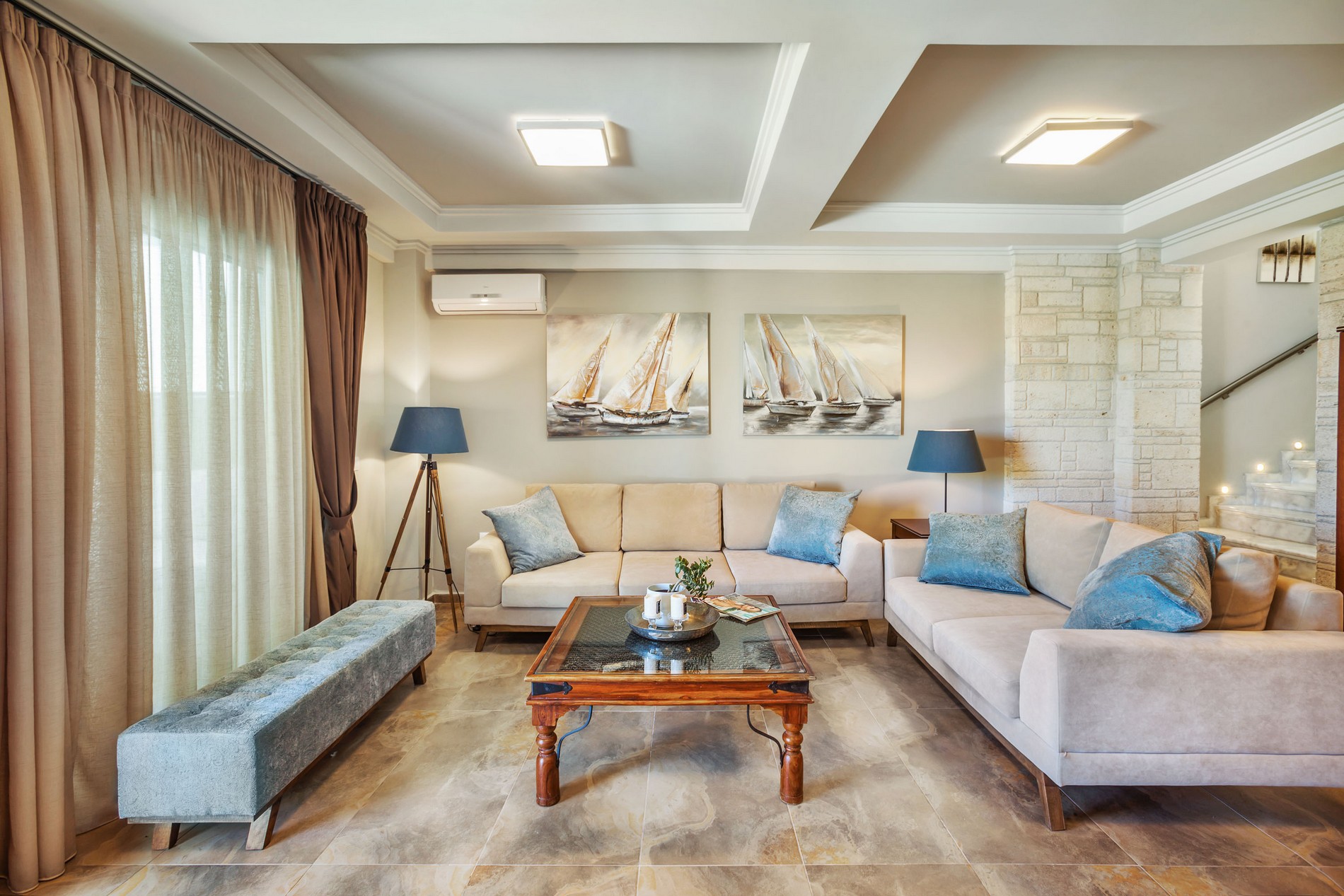 Hotel Sunny Villas Resort Villa 1 dnevni boravak.jpg