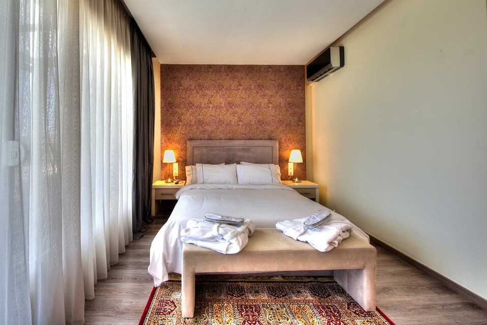Hotel Sunny Villas Resort Villa spa spavaca soba.jpg