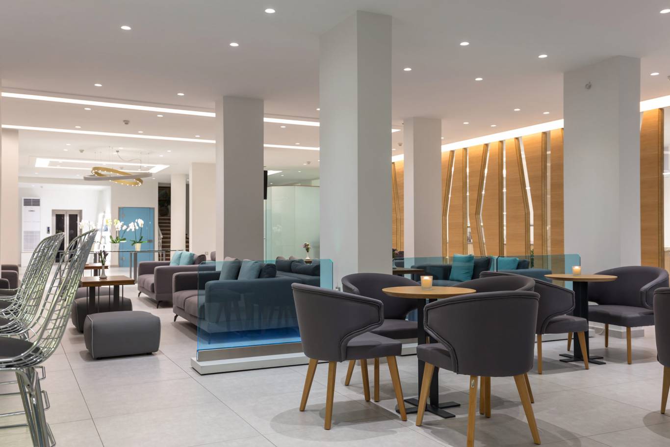 Acharavi Beach-Lobby bar.jpg