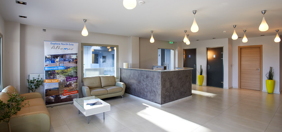 Altamar hotel recepcija  .jpg