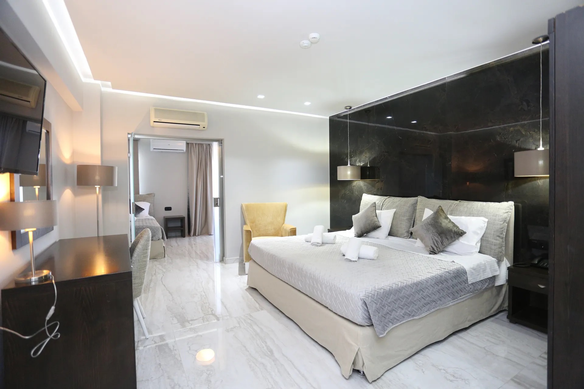 Hotel Tropical-Porodicna soba.jpg