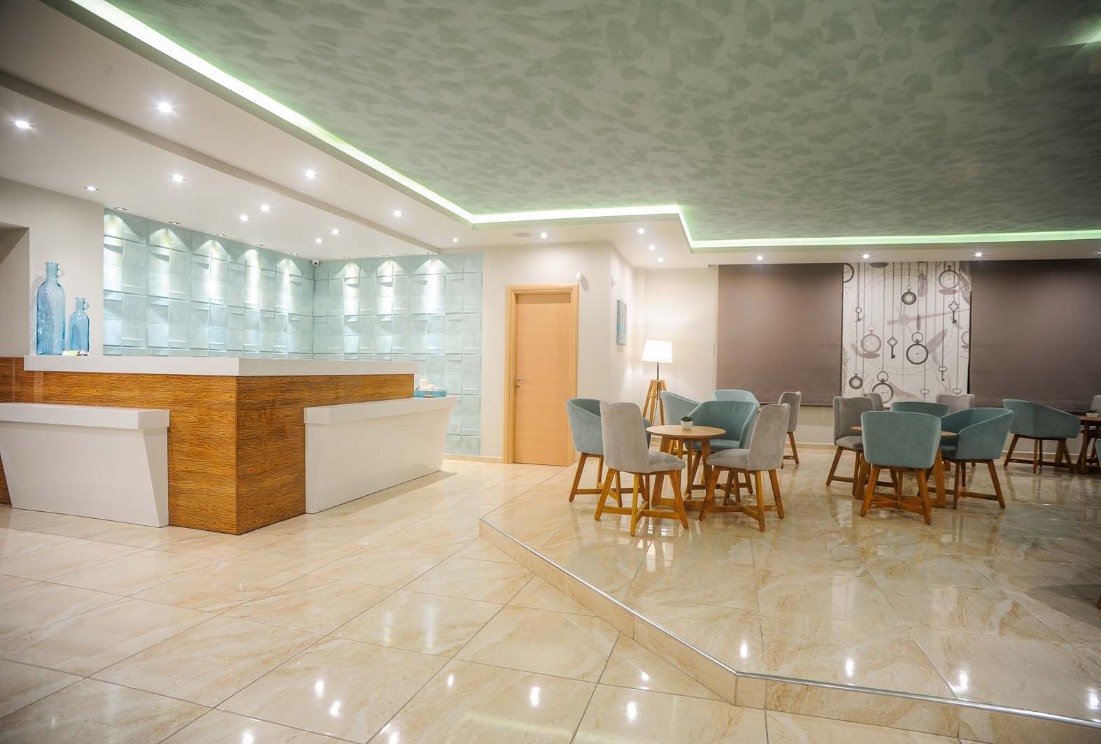 Hotel Tropical-Recepcija.jpg