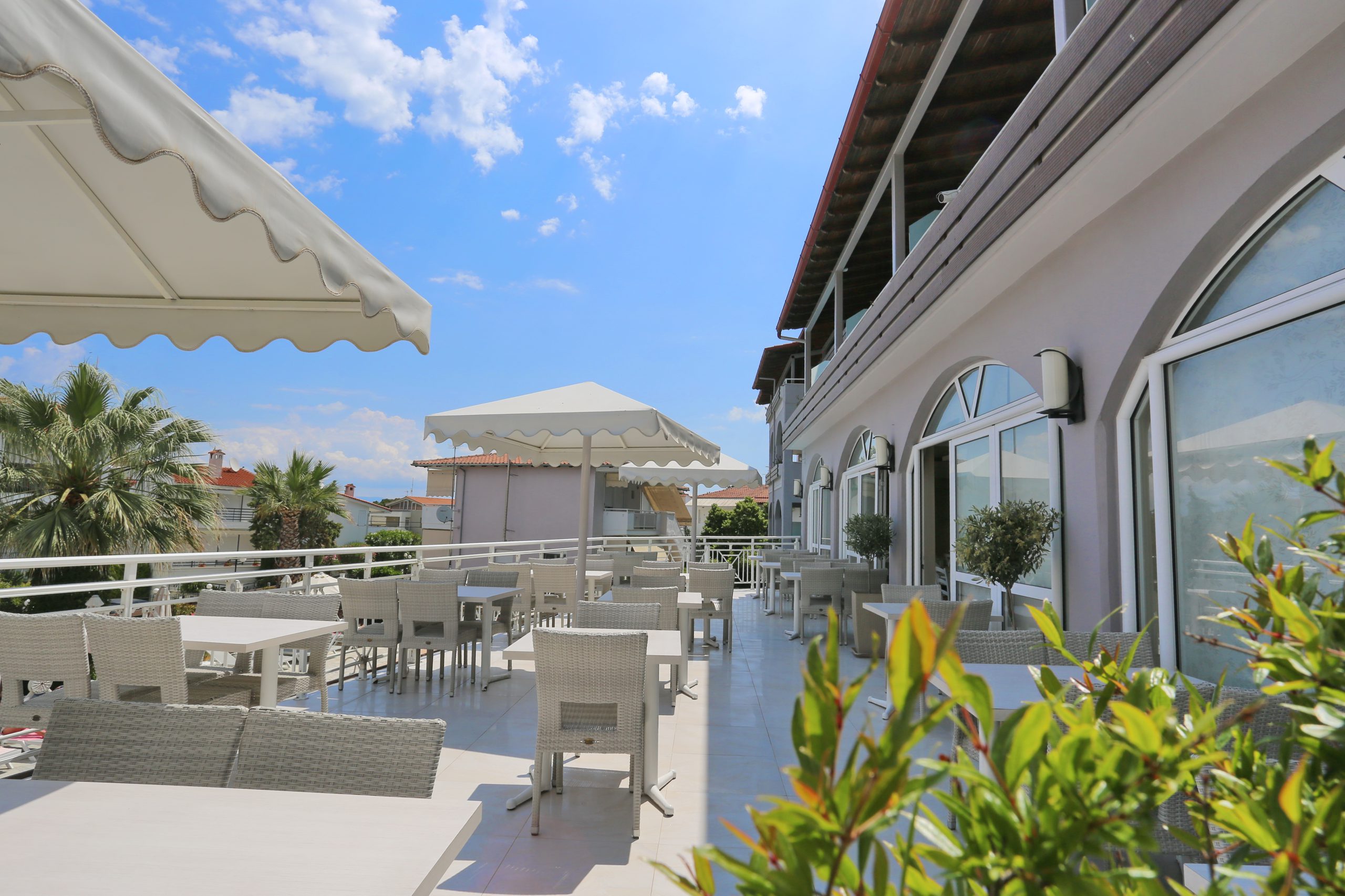 Hotel Tropical-Terasa restorana.jpg