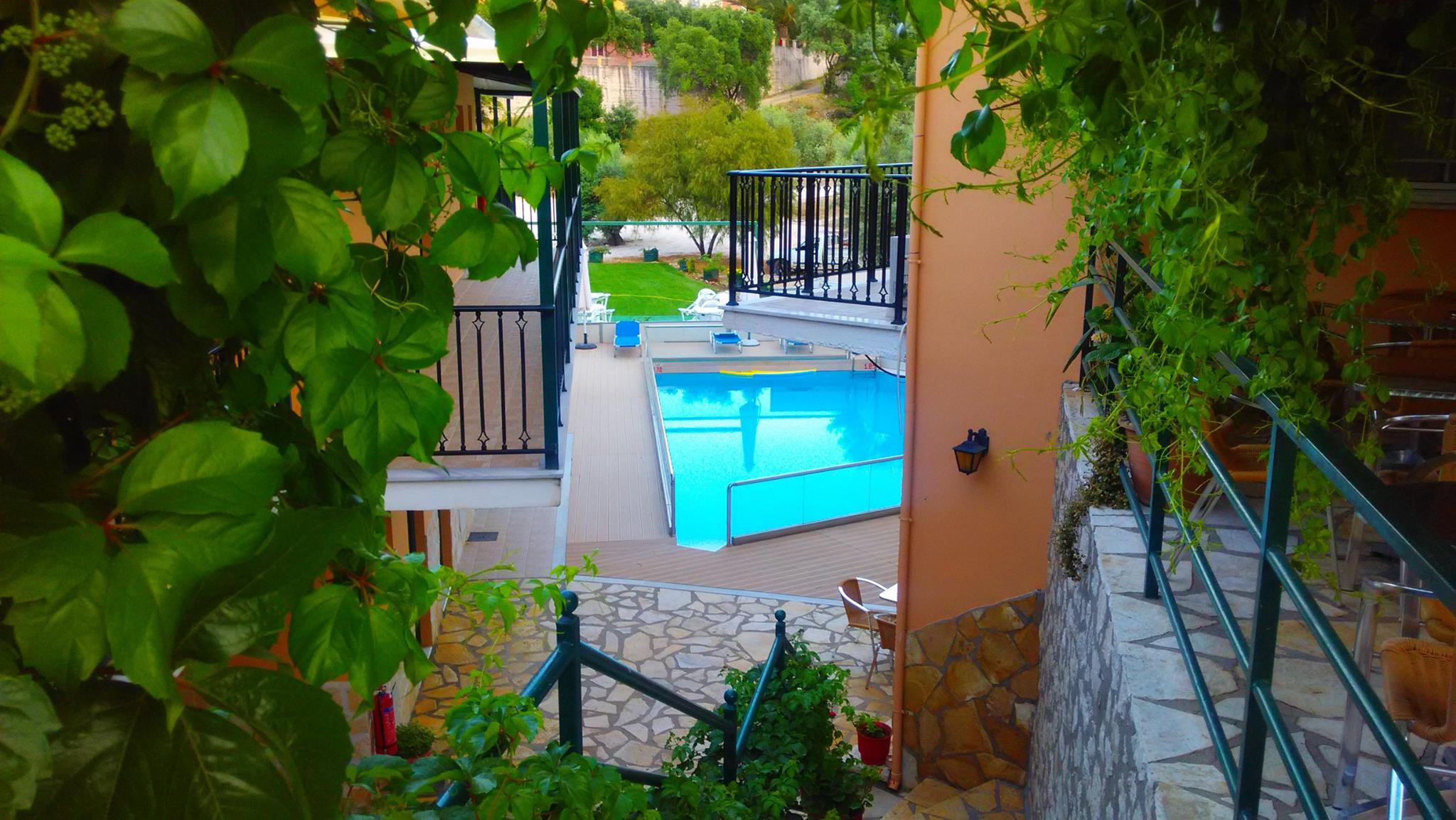 Hotel Vergina Star bazen 1.jpg