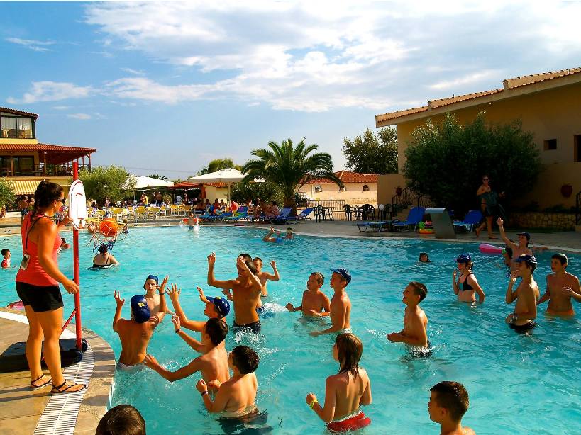 Hotel Village Mare bazen.jpg