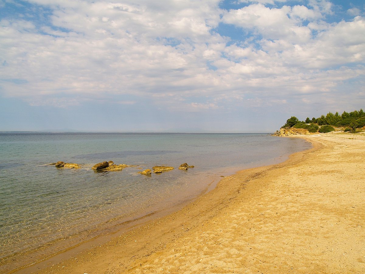 Hotel Village Mare beach.jpg