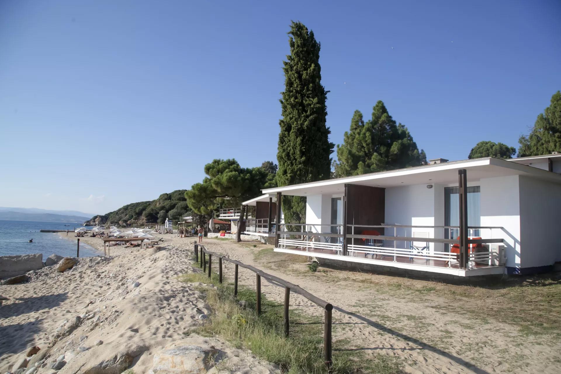 Hotel Xenia bungalows.jpg