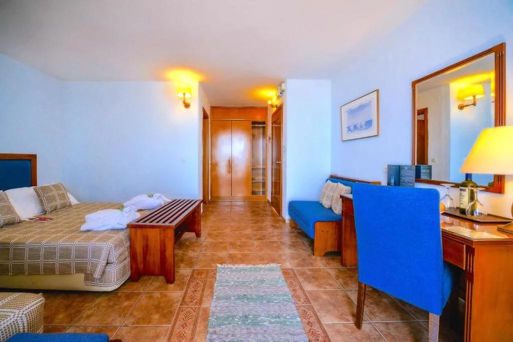 Hotel Xenia enterijer.jpg