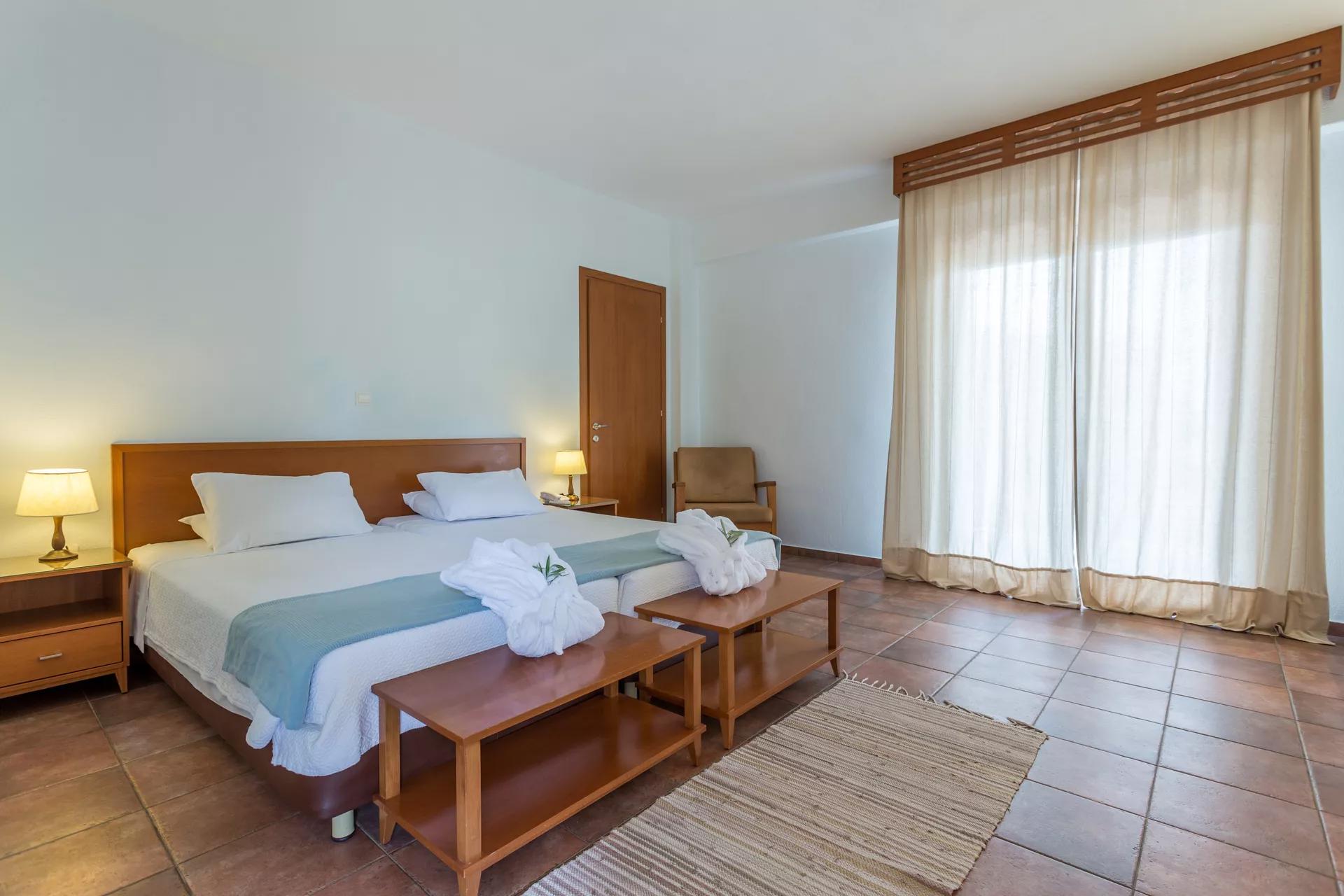 Hotel Xenia twin room.jpg