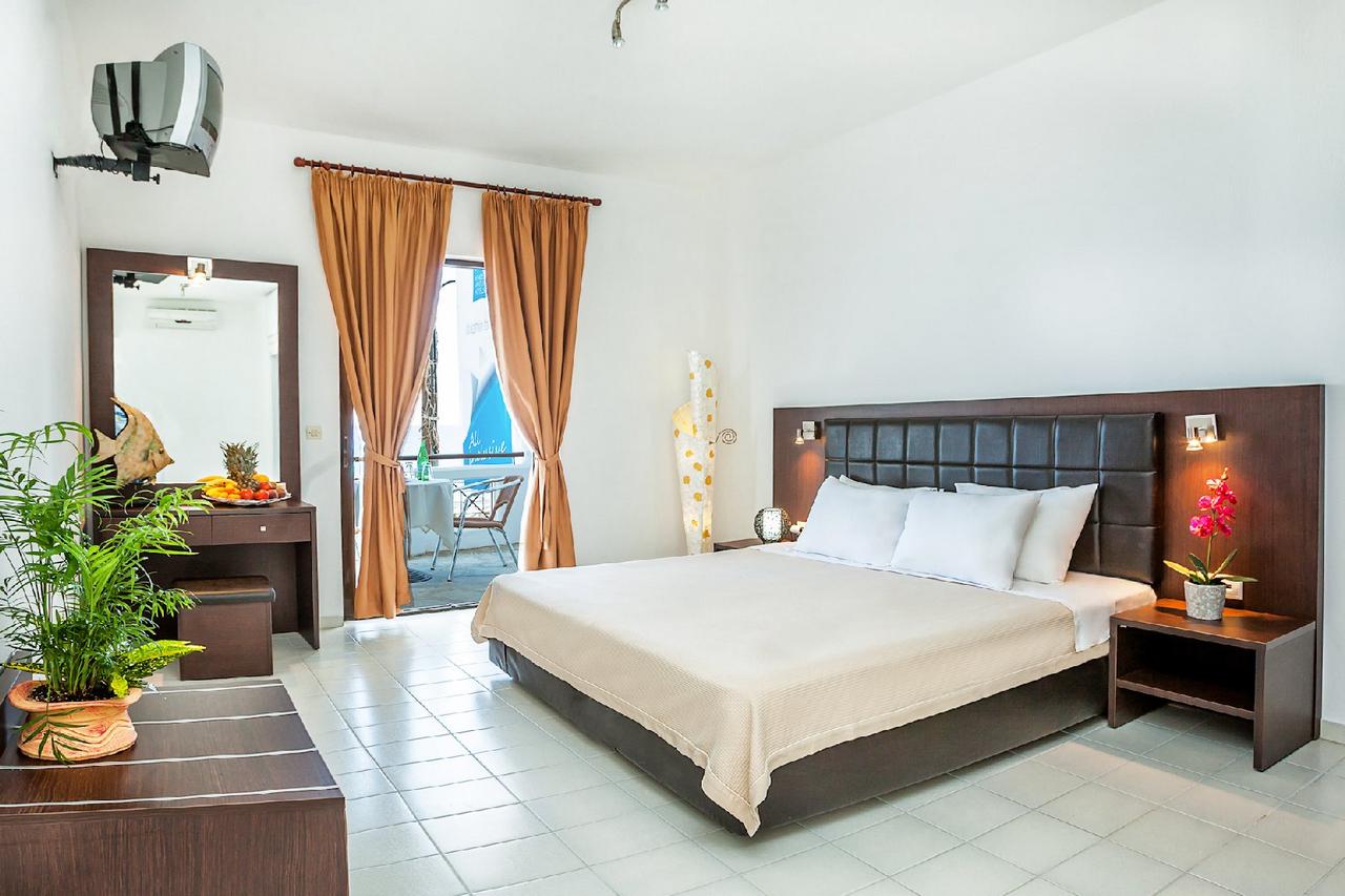 Hotel Xenios Dolphin Beach standard room sea view.jpg