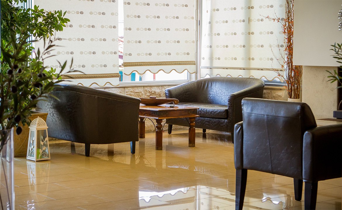 Hotel Xenios Loutra Beach lobby.jpg
