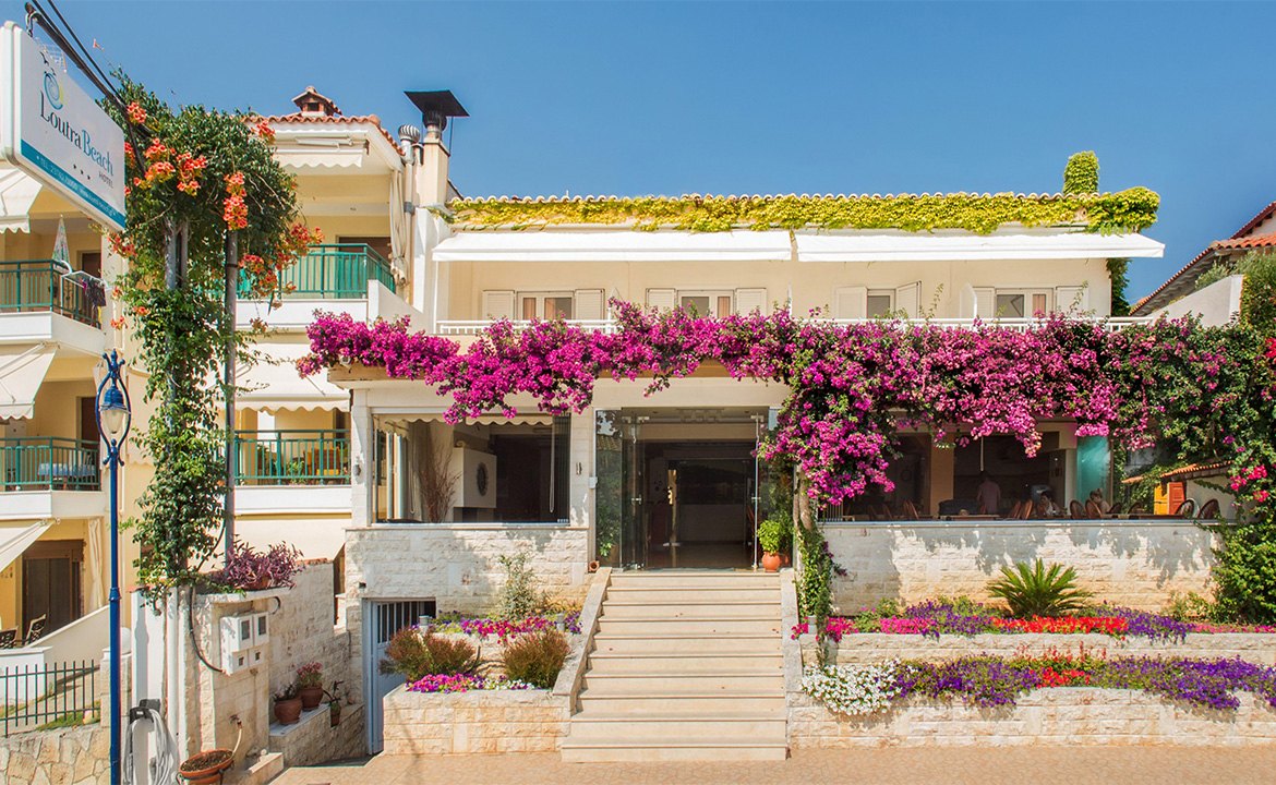 Xenios Loutra Beach hotel.jpg
