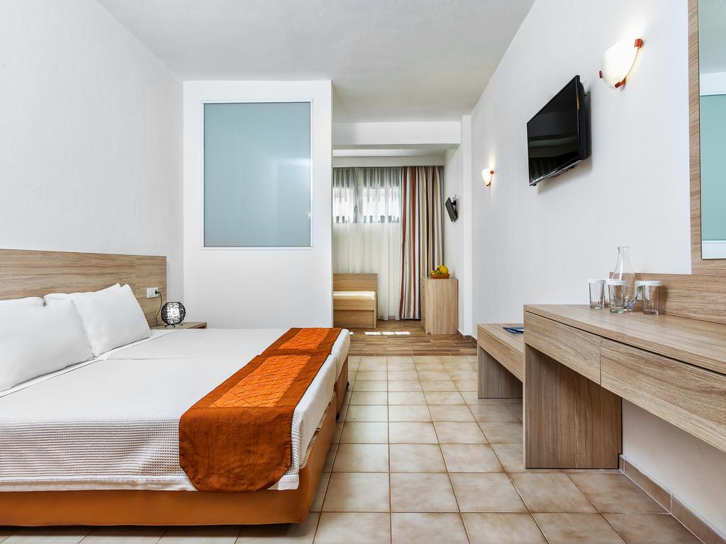 Hotel Xenios Possidi Paradise eco family room.jpg