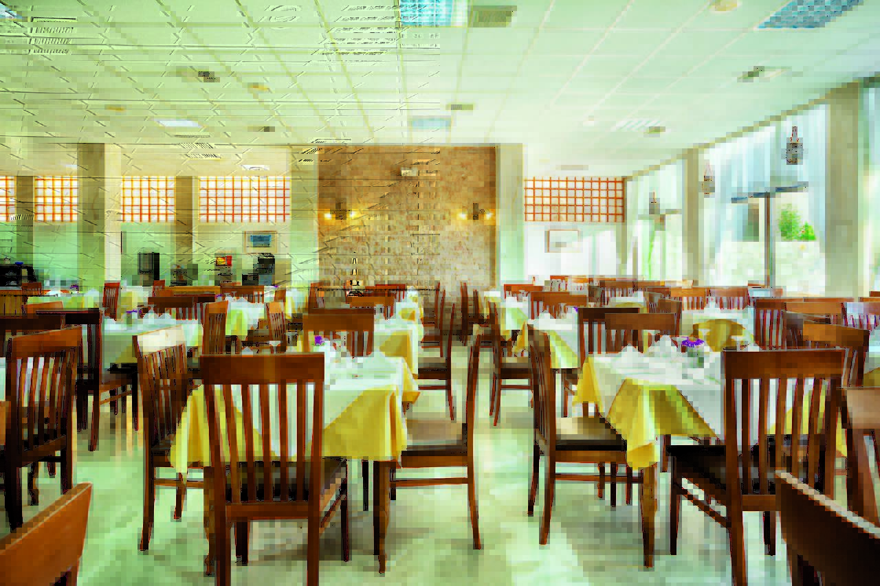 Hotel Xenios Theoxenia restoran.jpg