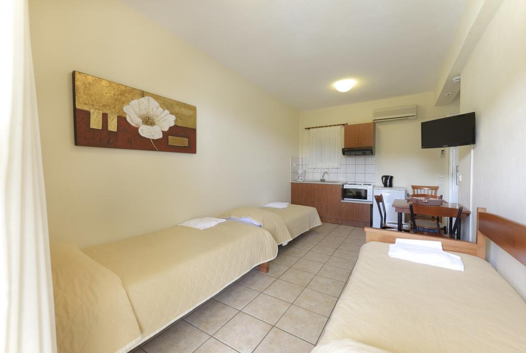 Hotel Amalia studio 1.jpg
