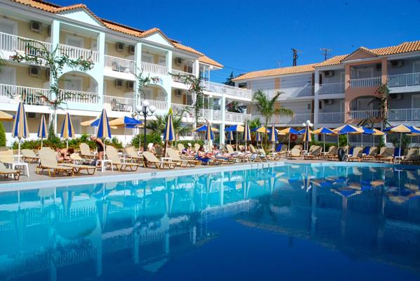 Admiral Tsilivi Hotel - izgled spolja iz drugog ugla.jpg