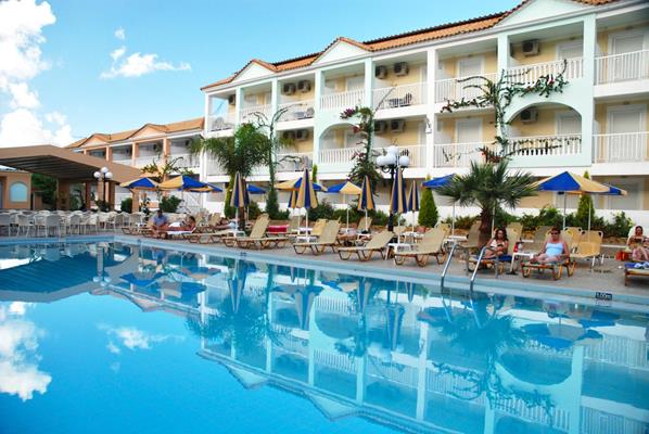 Admiral Tsilivi Hotel - izgled spolja.jpg