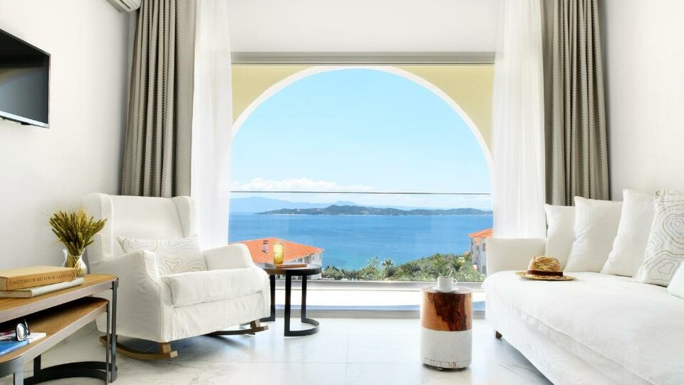 Hotel Akrathos beach hotel executive suite sea view.jpg