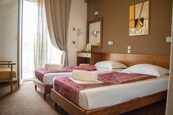 Akropol hotel - kreveti iz drugog ugla.jpg