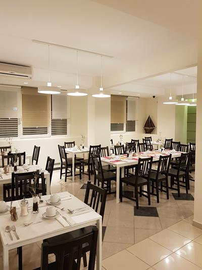 Akropol hotel - restoran.jpg