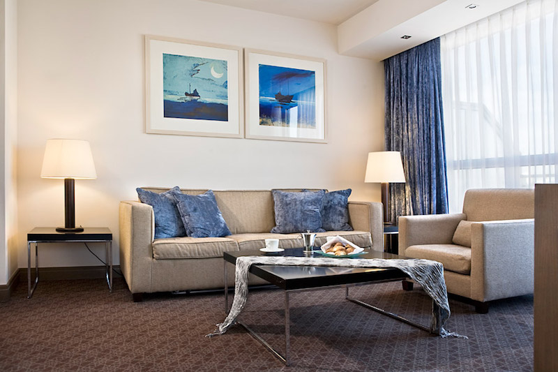 Hotel Amalia Athens executive suite 2.jpg