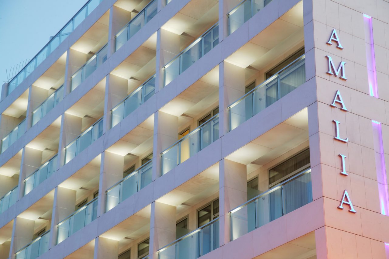 Hotel Amalia Athens.jpg