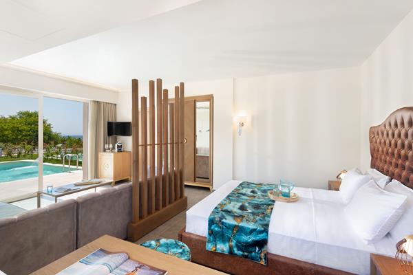 Alexandar Elegance Hotel - pogled na sobu.jpg