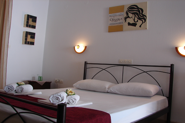 Alexandra Hotel - francuski ležaj.jpg