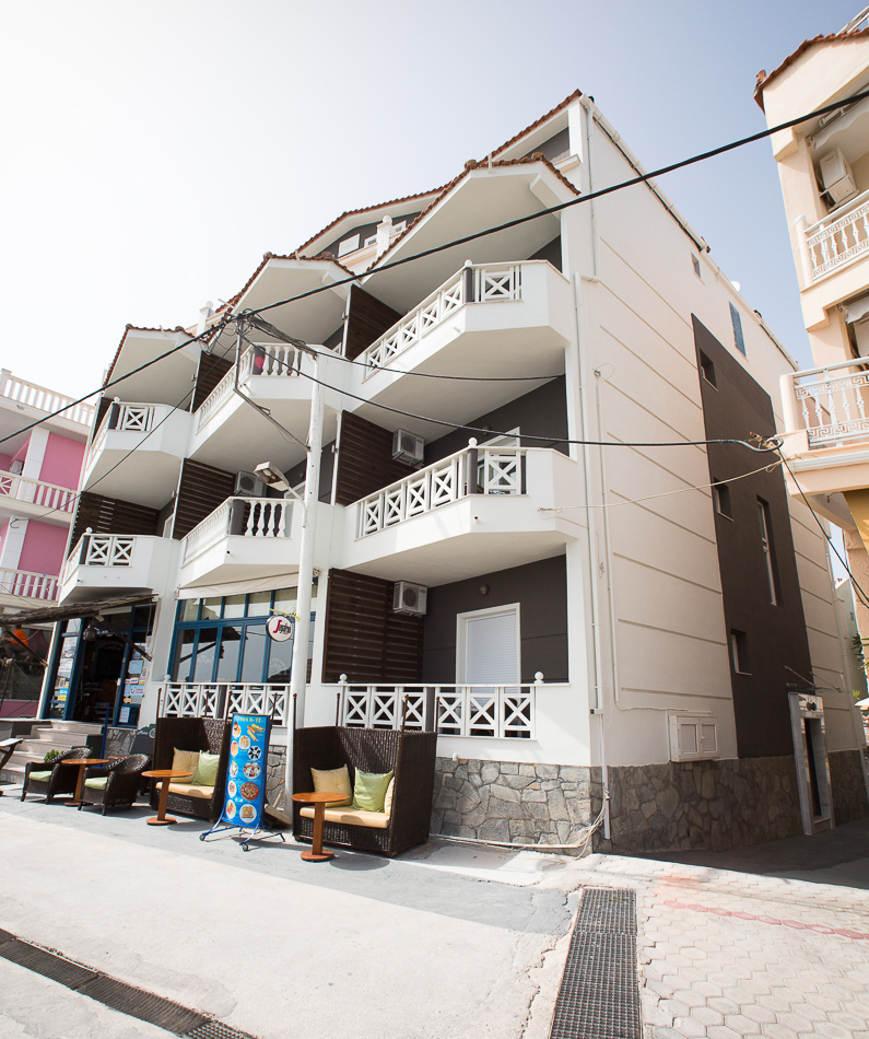 Ana Beach Hotel - izgled spolja.jpg