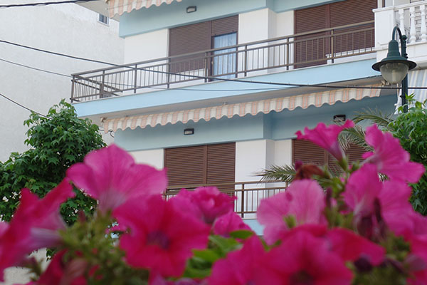 Antique the Hotel - izgled spolja.jpg