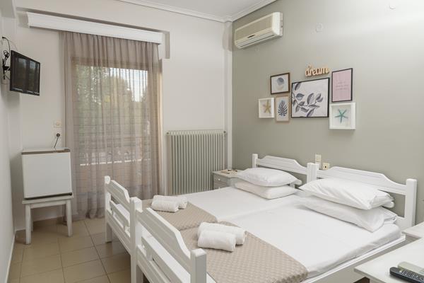 Aqua Beachfront Elegant Hotel - kreveti.jpg