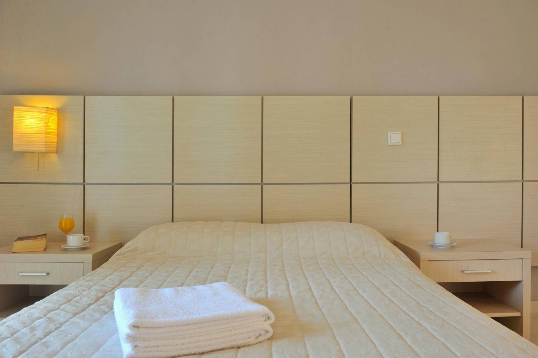 Aristotelis Hotel - francuski ležaj.jpg