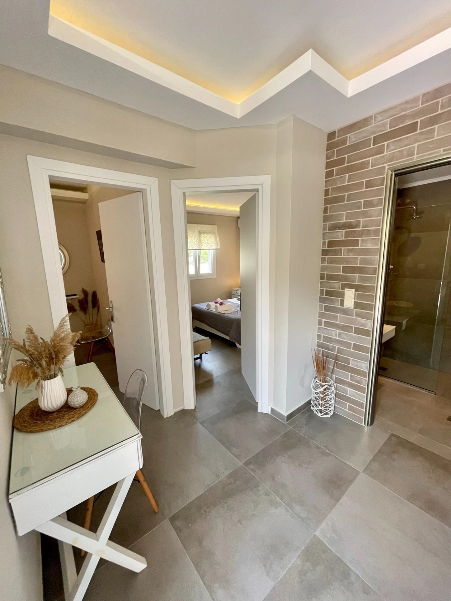 Aroma Beach Hotel-Deluxe two bedroom family apartment.jpg
