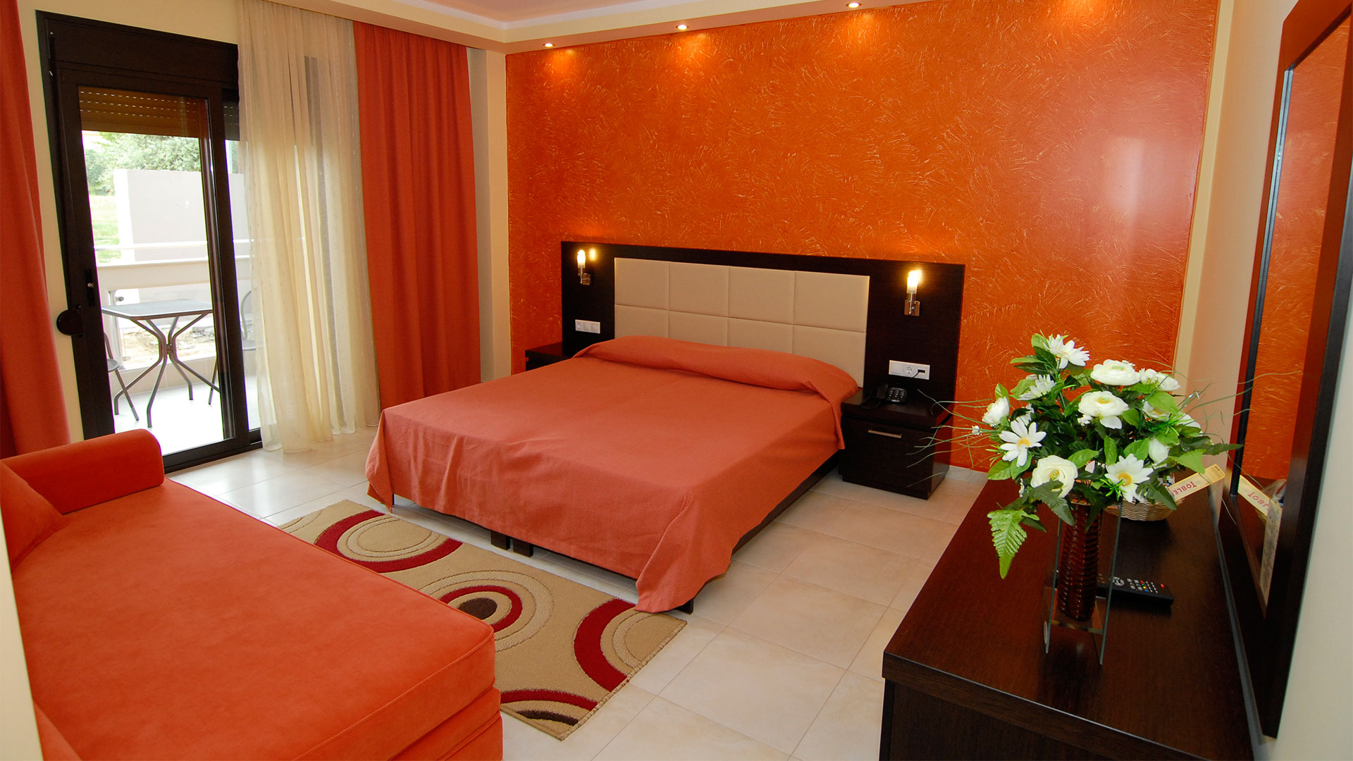 Astir Notos hotel - francuskiu ležaj iz drugog ugla.jpg