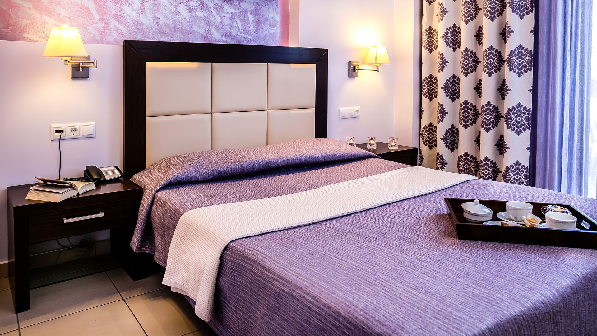 Hotel Astir Notos - francuski ležaj.jpg