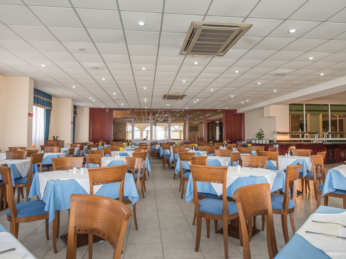 Astir Palace Hotel-Restoran.jpg