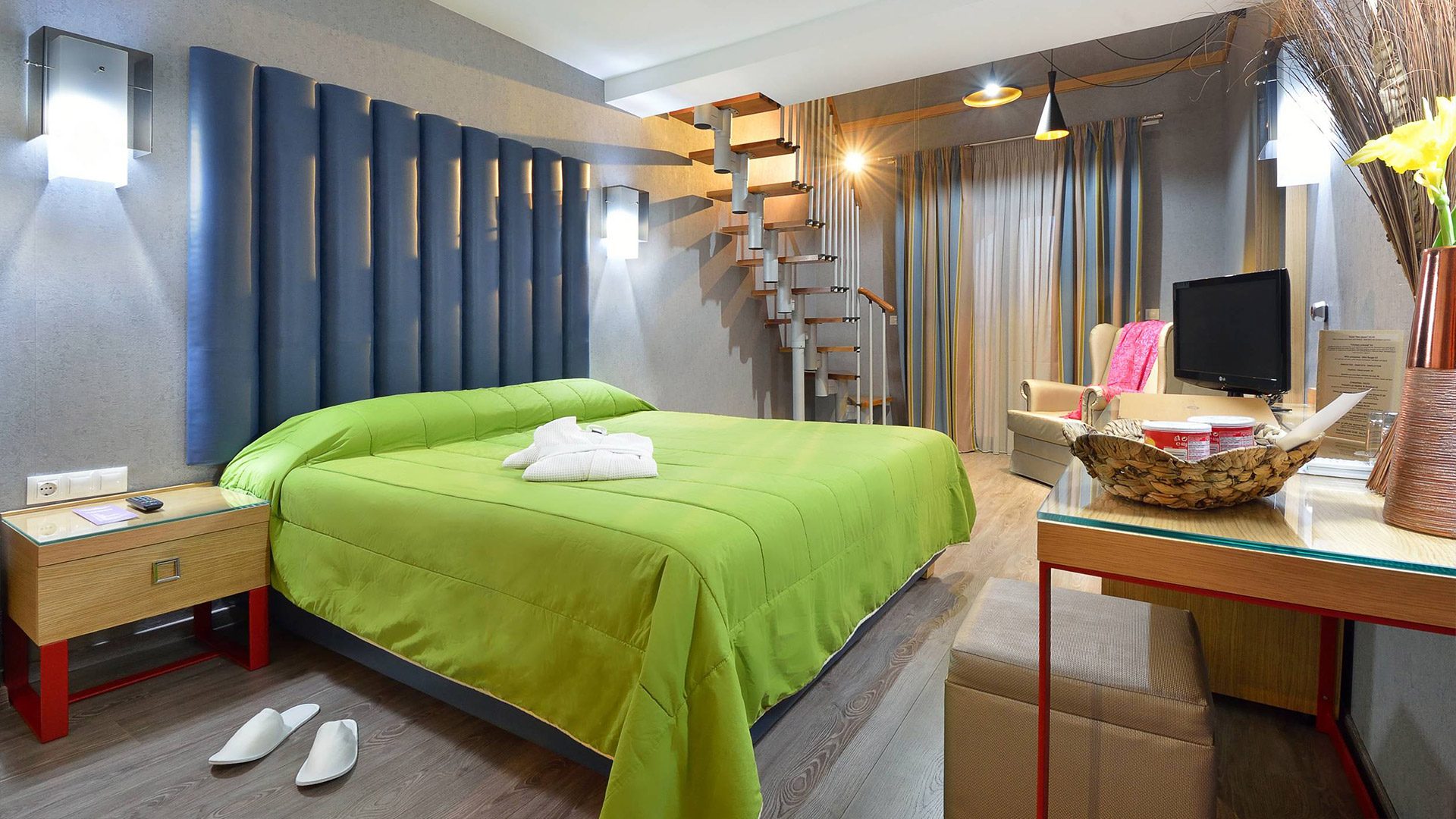 Atrium Thassos-Executive maisonette pogled more.jpg
