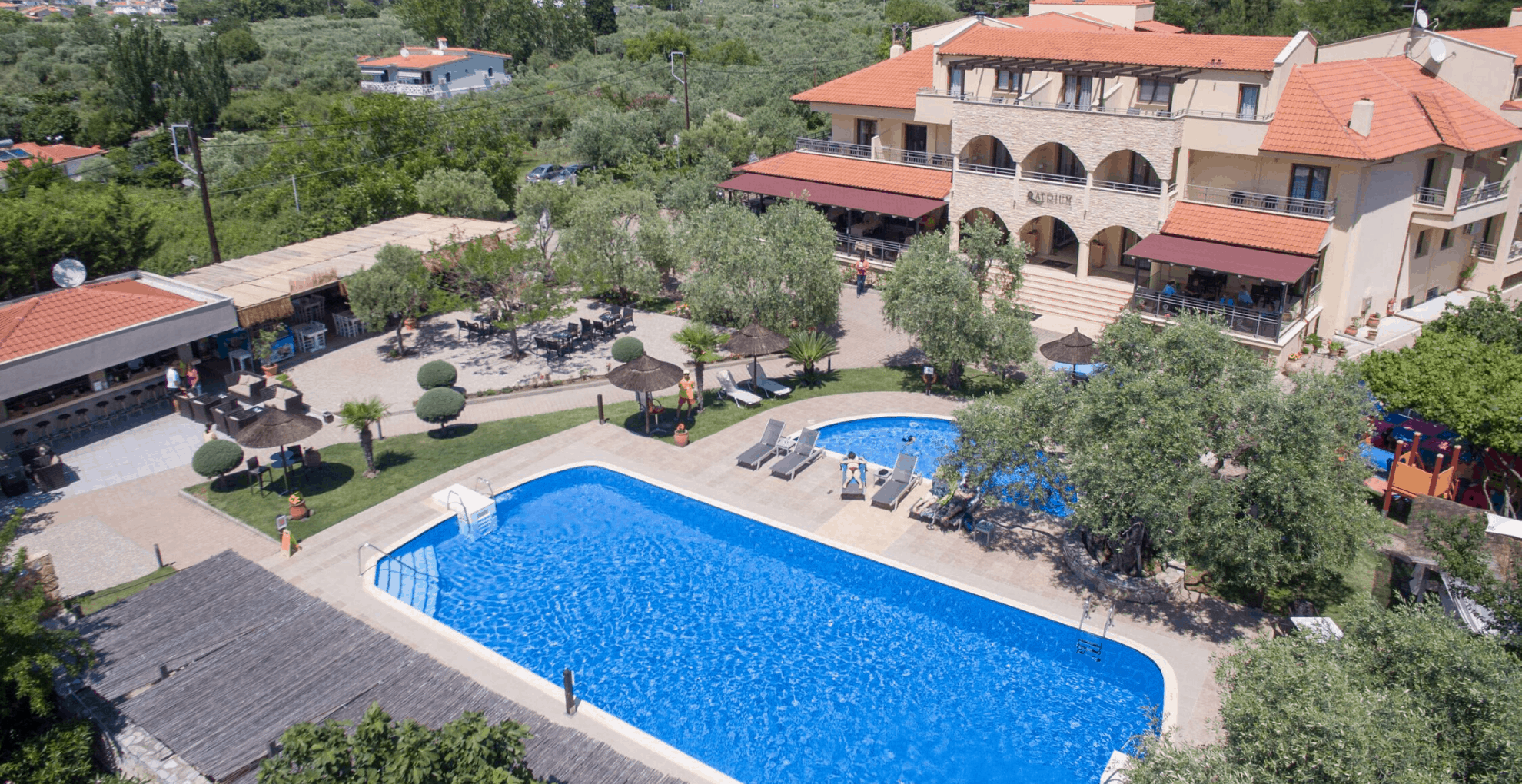 Hotel Atrium Thassos-Kompleks bazena.png