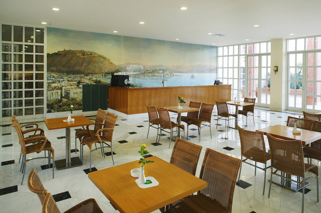 Hotel Amalia Nafplio pool bar _ cafe.jpg
