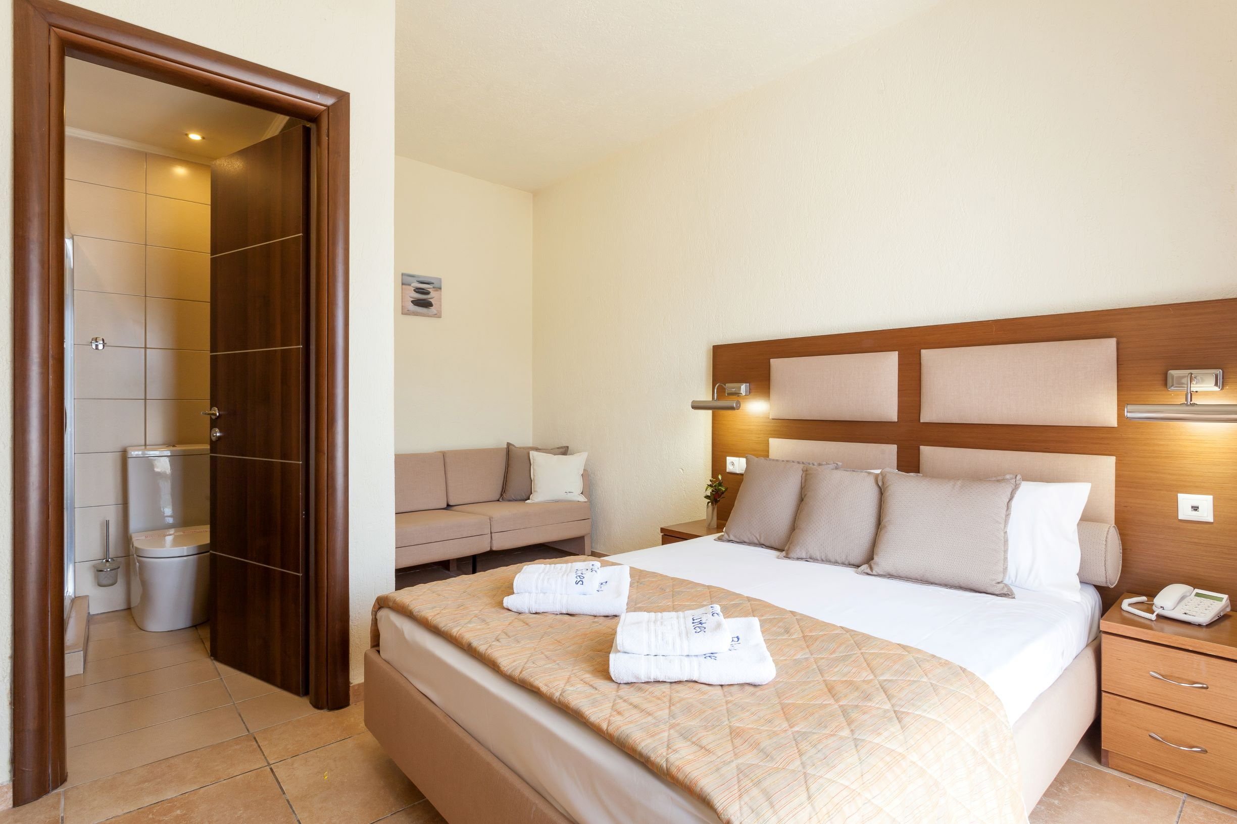 Hotel Blue Green Bay izgled dvokrevetne sobe.jpg