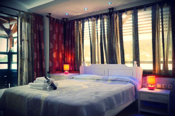 Blue Sea Beach Hotel - francuski ležaj.jpg